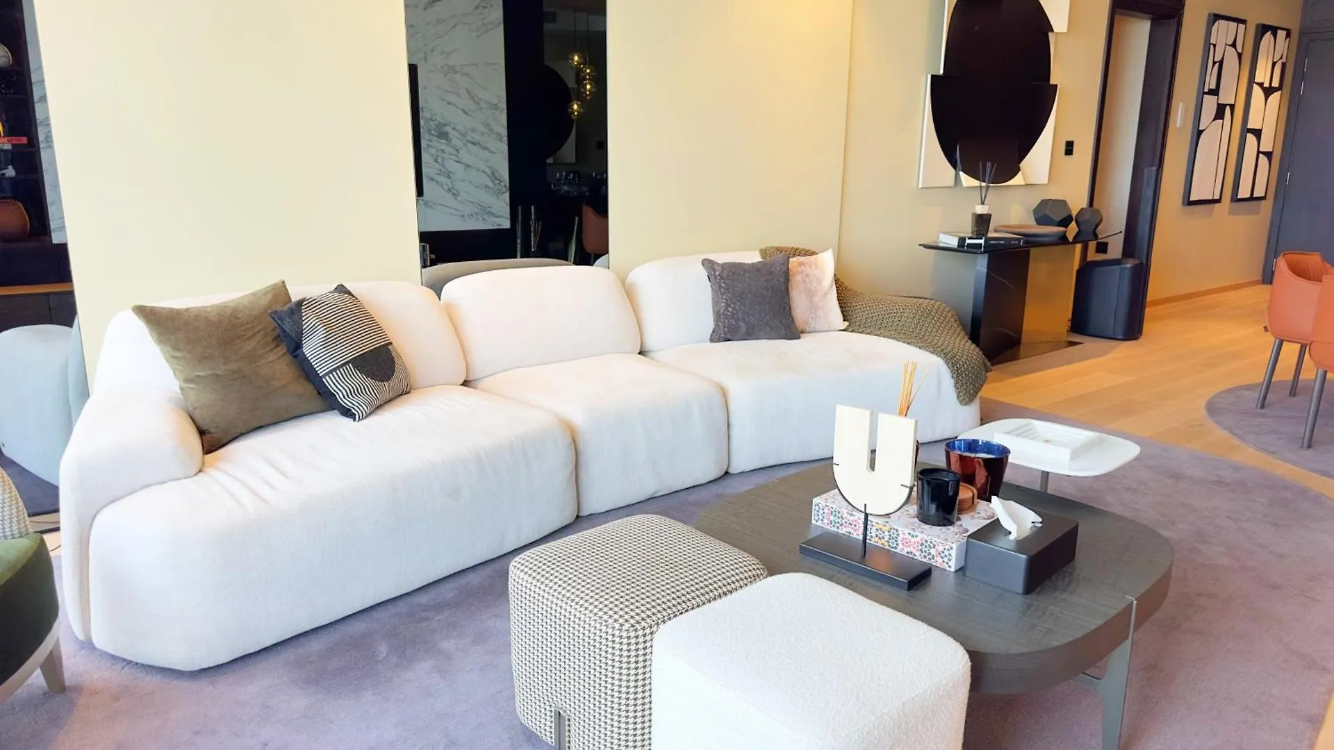 아파트 3Br With Maids Room At Opera Grand, Burj Fountain View By Vibel 두바이